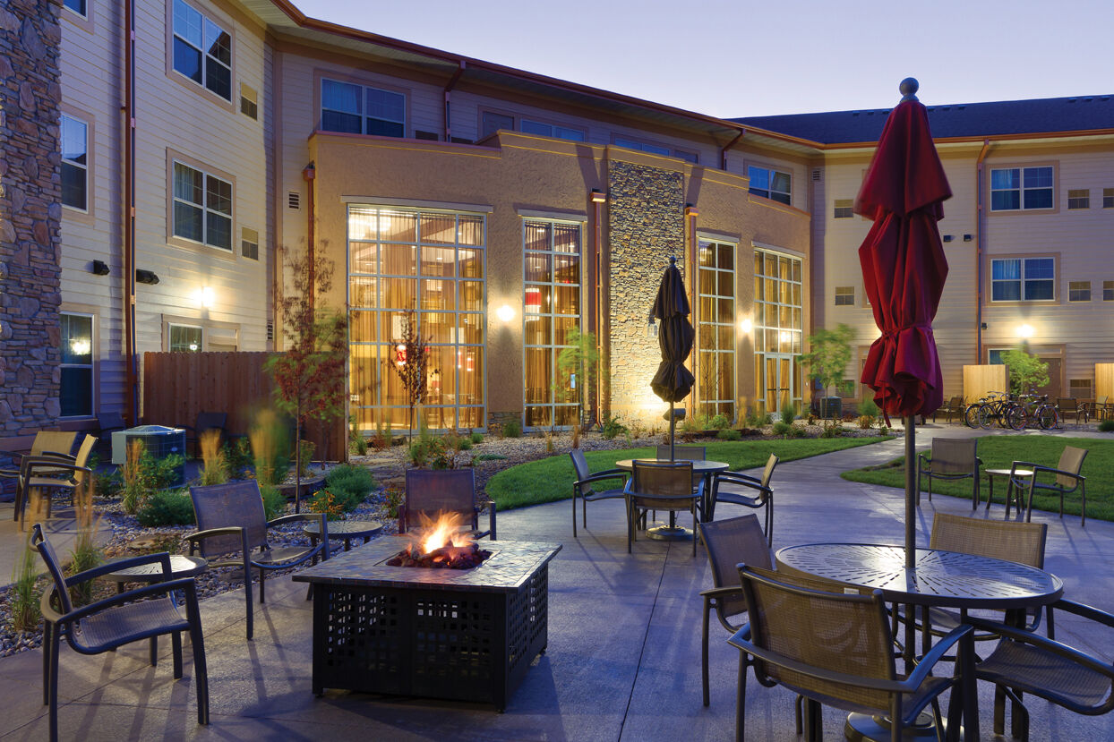 Clubhouse Hotel And Suites Pierre Restauracja zdjęcie